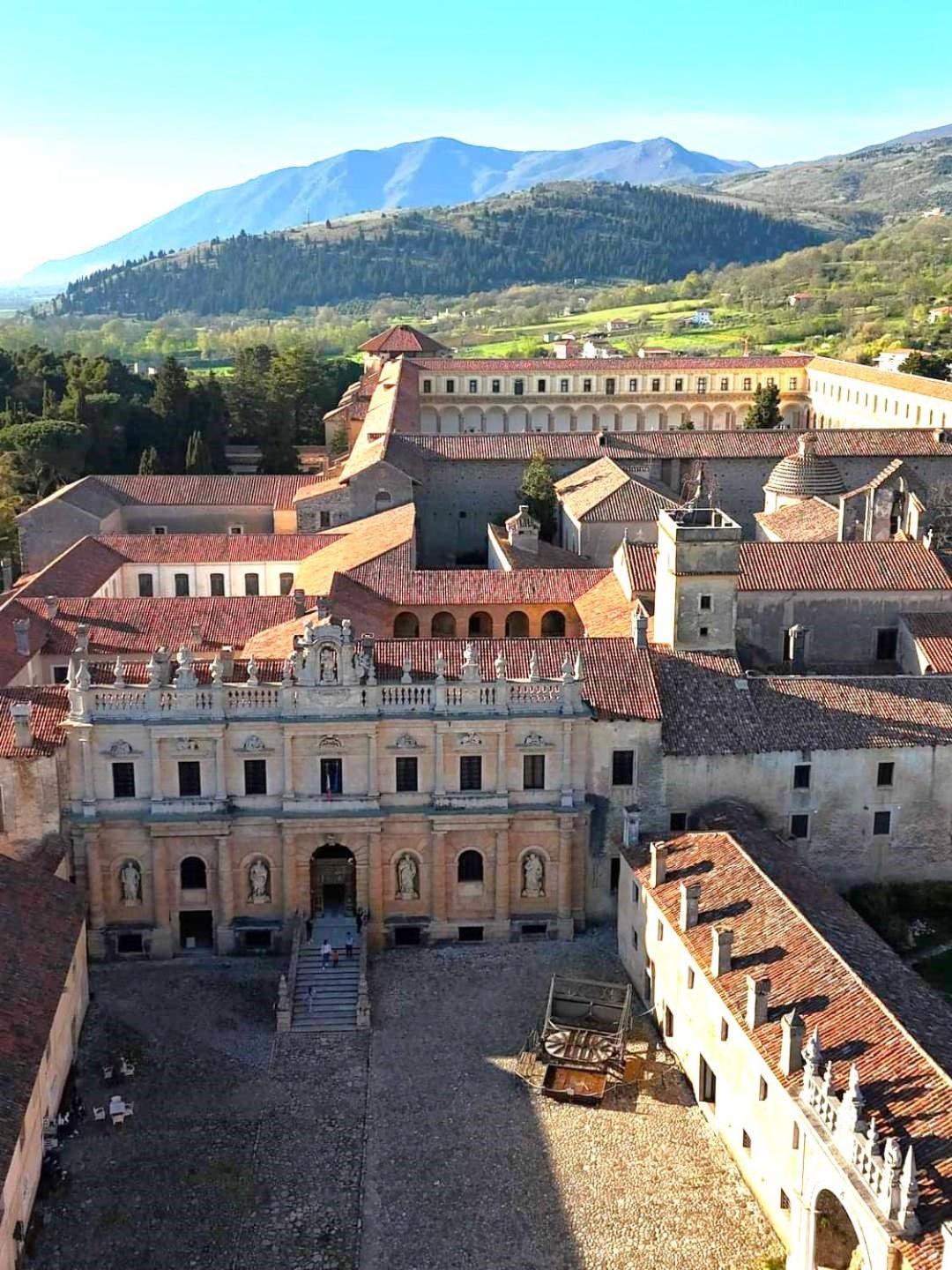 Casa Semeria Certosa Di Padula Εξωτερικό φωτογραφία